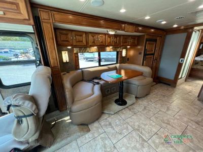 2014 Tiffin Motorhomes Allegro Breeze — photo 32 view