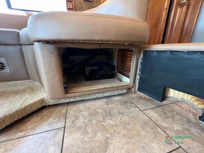 2014 Tiffin Motorhomes Allegro Breeze — photo 37 view