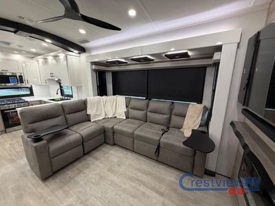 2026 Jayco Pinnacle - Photo 15