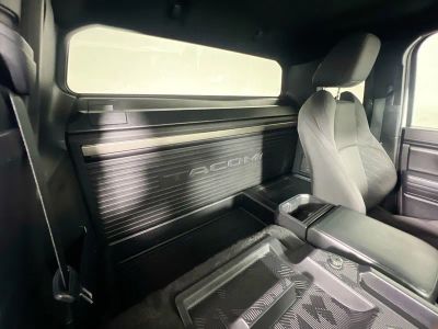 2024 Toyota Tacoma — photo 28 view