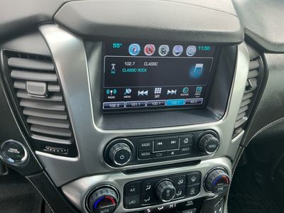 2018 Chevrolet Suburban — photo 11 view