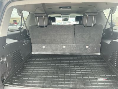 2018 Chevrolet Suburban — photo 17 view