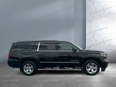 2018 Chevrolet Suburban — photo 7 view