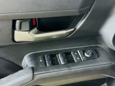 2024 Toyota Tacoma — photo 21 view