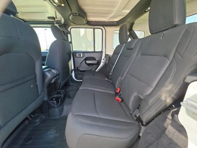 2019 Jeep Wrangler Unlimited — photo 18 view