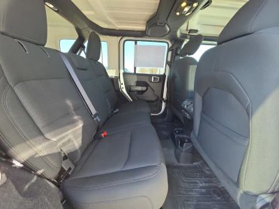 2019 Jeep Wrangler Unlimited — photo 14 view