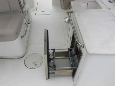 2013 Boston Whaler 270 Vantage — photo 23 view