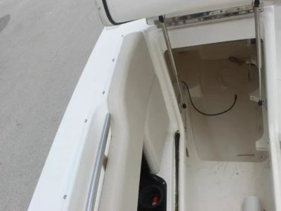 2013 Boston Whaler 270 Vantage — photo 26 view