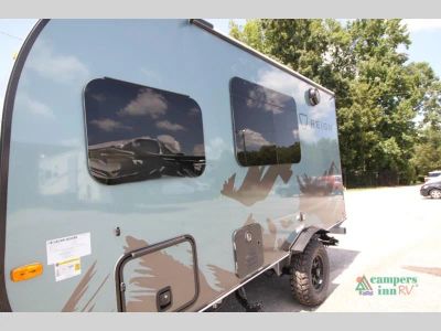 2027 Keystone RV Reign — photo 8 view