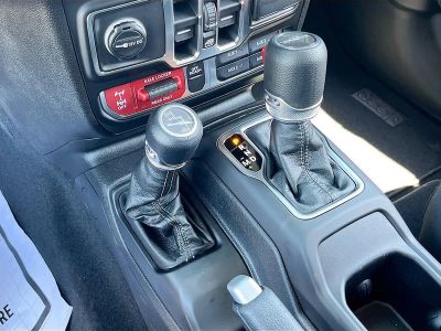 2026 Jeep Gladiator — photo 15 view