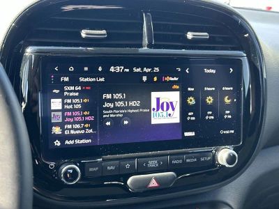 2024 Kia Soul — photo 12 view