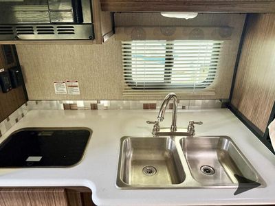 2016 CampLite LIVIN LITE — photo 28 view