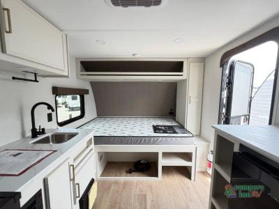2027 Grand Design Transcend Lite — photo 12 view