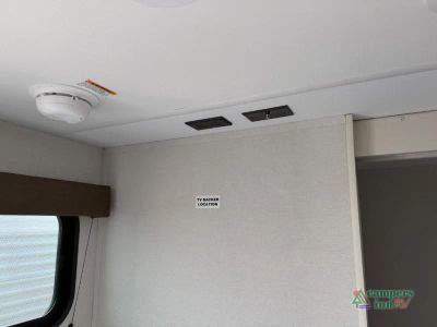 2027 Grand Design Transcend Lite — photo 24 view