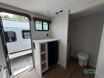 2027 Grand Design Transcend Lite — photo 8 view
