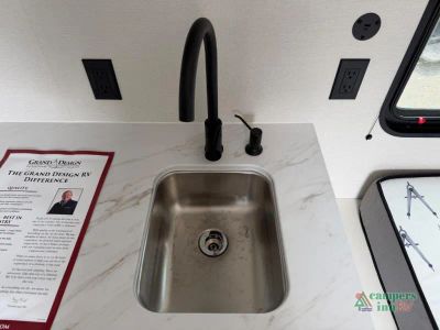 2027 Grand Design Transcend Lite — photo 18 view