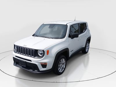 2023 Jeep Renegade - Photo 3