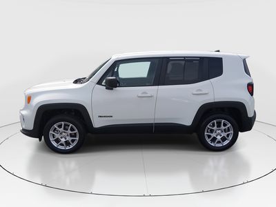 2023 Jeep Renegade - Photo 4