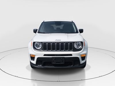2023 Jeep Renegade - Photo 2