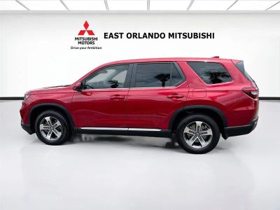 2025 Honda Pilot — interior view