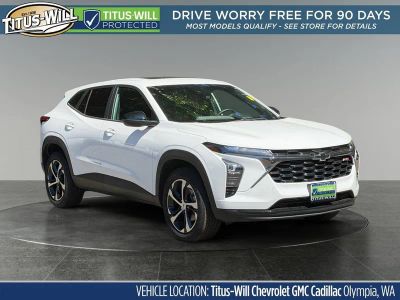 2025 Chevrolet Trax 1RS in Summit White — front three-quarter view