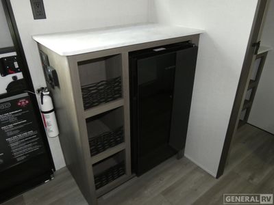 2026 Grand Design Transcend One - Photo 14
