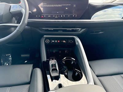 2025 Audi Q5 — photo 17 view