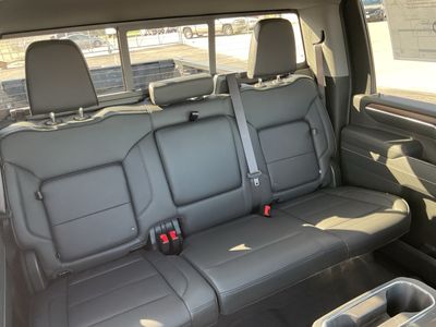 2026 GMC Sierra 3500HD — photo 14 view