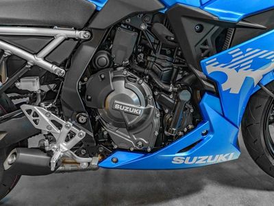 2026 Suzuki GSX-8R - Photo 11