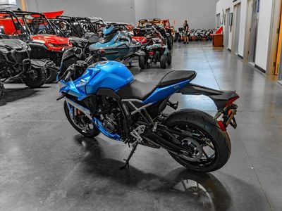 2026 Suzuki GSX-8R - Photo 5