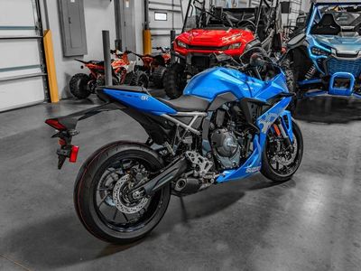2026 Suzuki GSX-8R - Photo 4
