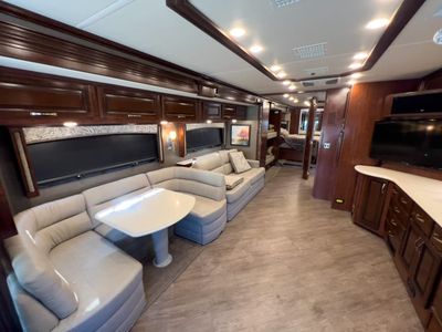 2018 Fleetwood PACE ARROW - Photo 10