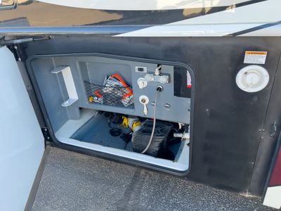 2018 Fleetwood PACE ARROW - Photo 38