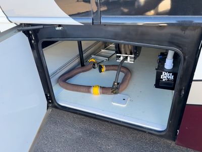 2018 Fleetwood PACE ARROW - Photo 37