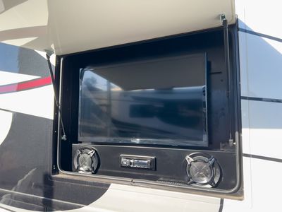 2018 Fleetwood PACE ARROW - Photo 30