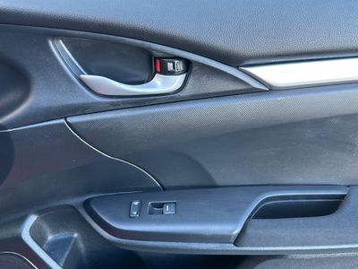 2019 Honda Civic - Photo 17