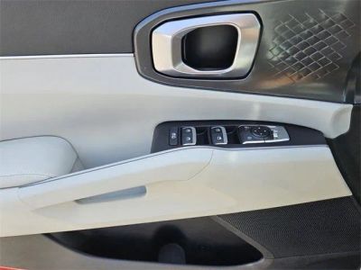 2025 Kia Sorento — photo 16 view