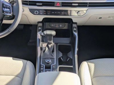 2025 Kia Sorento — photo 17 view