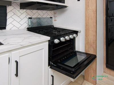 2024 Keystone RV Arcadia — photo 17 view
