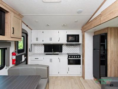 2024 Keystone RV Arcadia — photo 14 view
