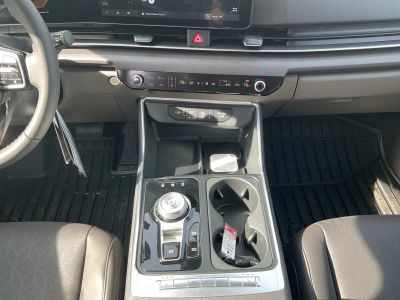 2026 Kia Carnival Hybrid — photo 13 view