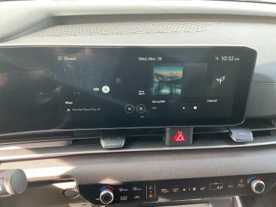 2026 Kia Carnival Hybrid — photo 11 view