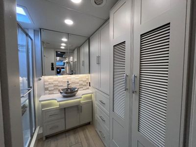 2026 Entegra Coach Centurion - Photo 35