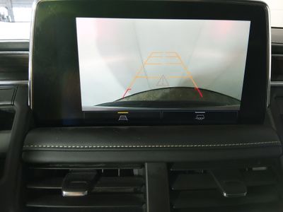 2024 Chevrolet Suburban - Photo 16