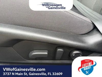 2025 Subaru Crosstrek — photo 16 view