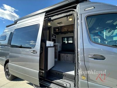 2026 Tiffin Motorhomes GH2 - Photo 13
