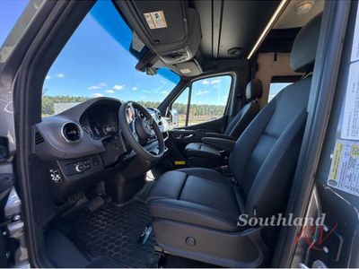 2026 Tiffin Motorhomes GH2 - Photo 12