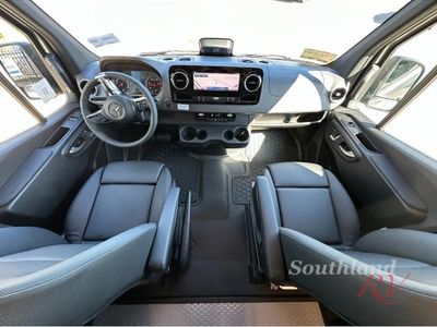 2026 Tiffin Motorhomes GH2 - Photo 14