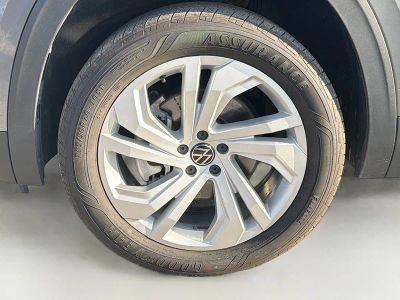 2022 Volkswagen Atlas — photo 42 view
