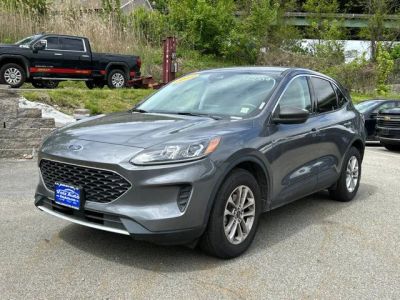 2022 Ford Escape — detail view